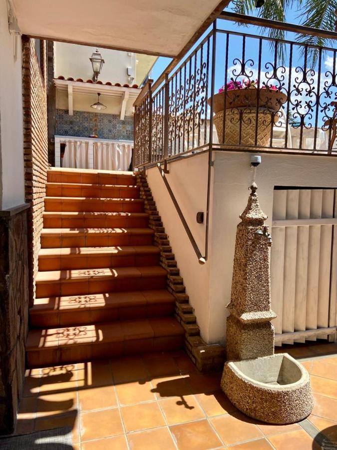 Sofi House-Appartamento In Villa Con Piscina Scafati Kültér fotó