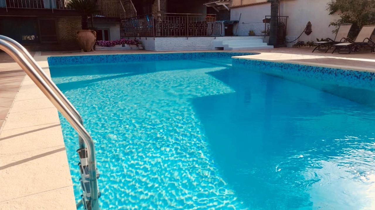 Sofi House-Appartamento In Villa Con Piscina Scafati Kültér fotó